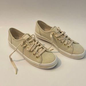 Yellowish cream colored & sparkly keds • US womens size 9 • new never been worn